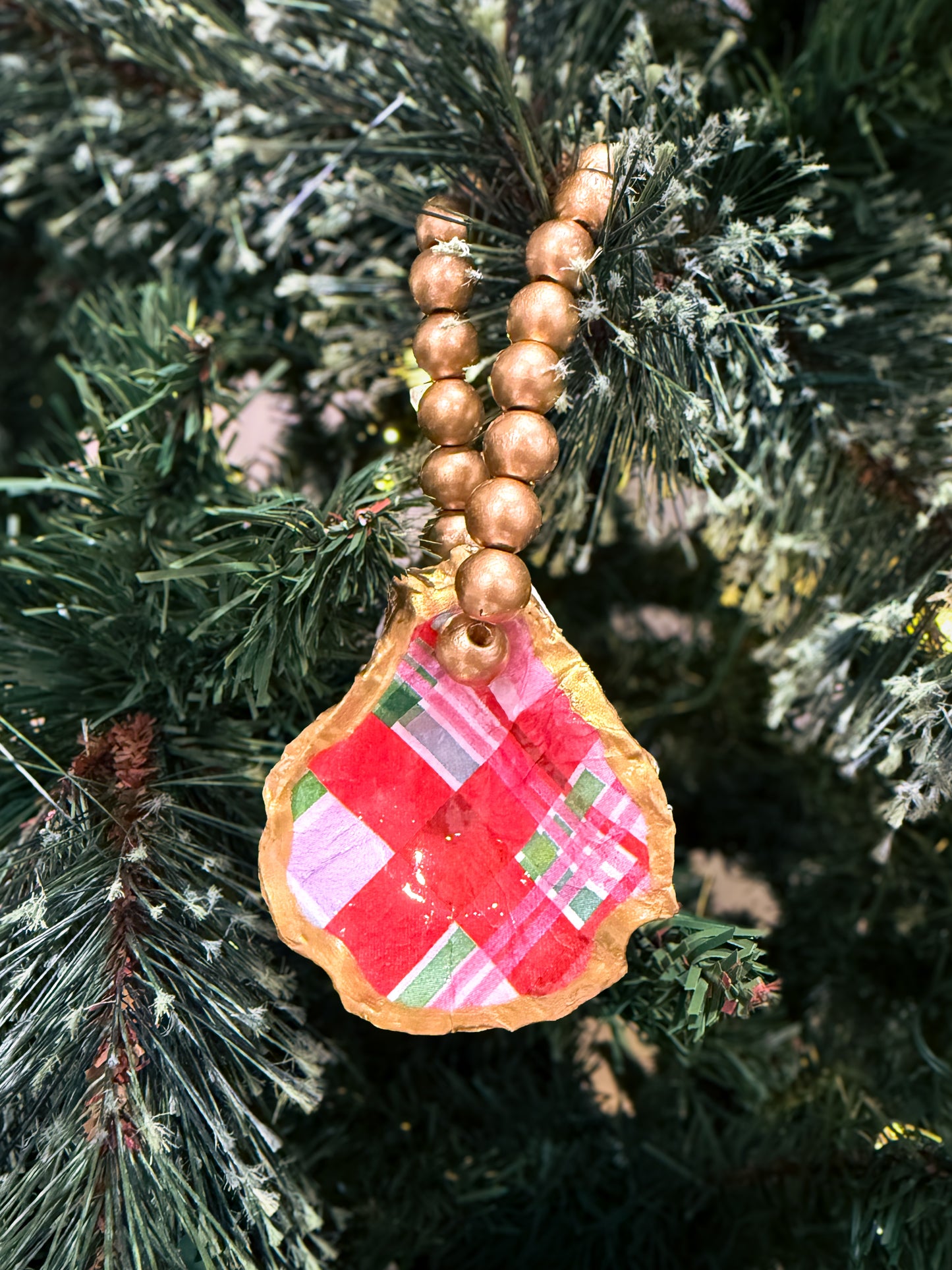 Oyster Shell Wine Bottle Charm – Decoupaged Shell + Gold Wooden Beads